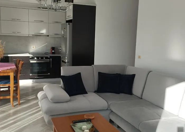 Apartment Elcon Seaside Sarandë